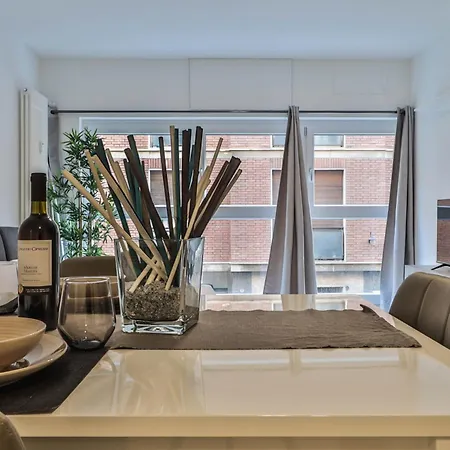 New - Mg 2 House - Centre