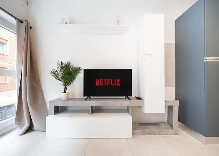 New - Mg 2 House - Centre *